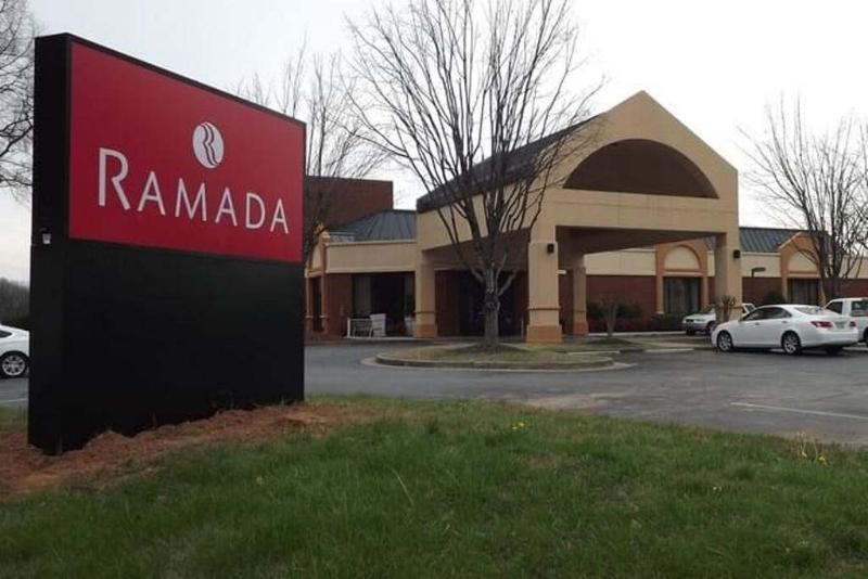 Ramada By Wyndham Гейнсвилл Экстерьер фото